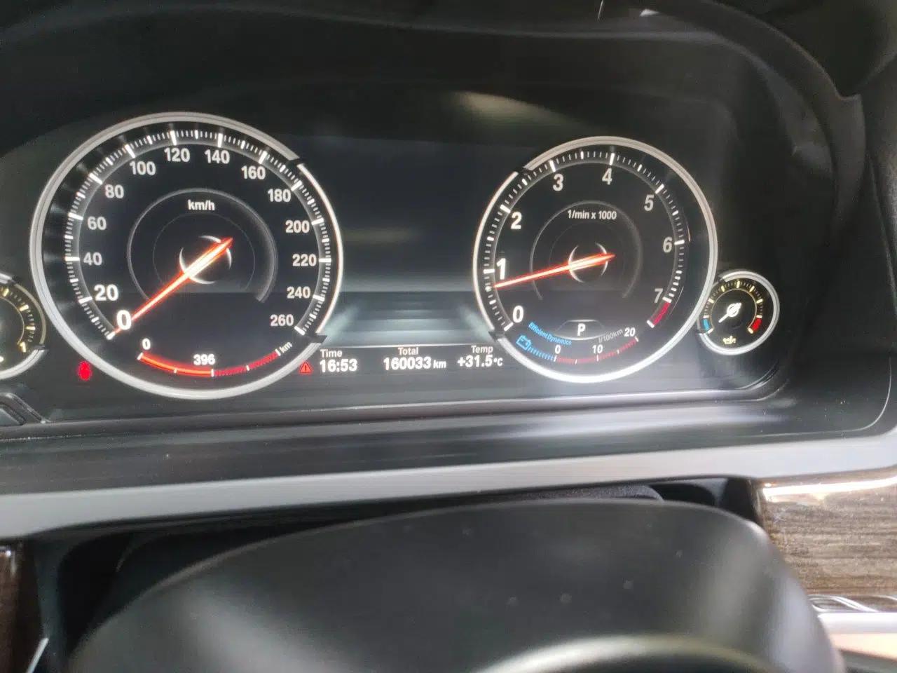 BMW 7 Series 2014 730Li Premium Edition — миниатюра 13