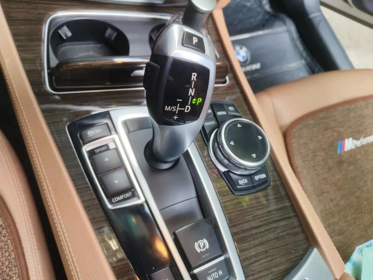 BMW 7 Series 2014 730Li Premium Edition — миниатюра 15