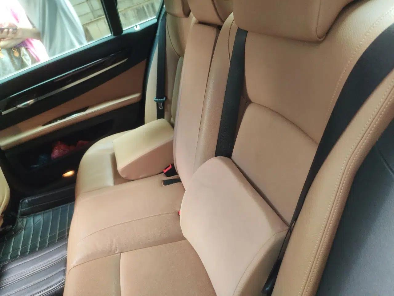 BMW 7 Series 2014 730Li Premium Edition — миниатюра 18