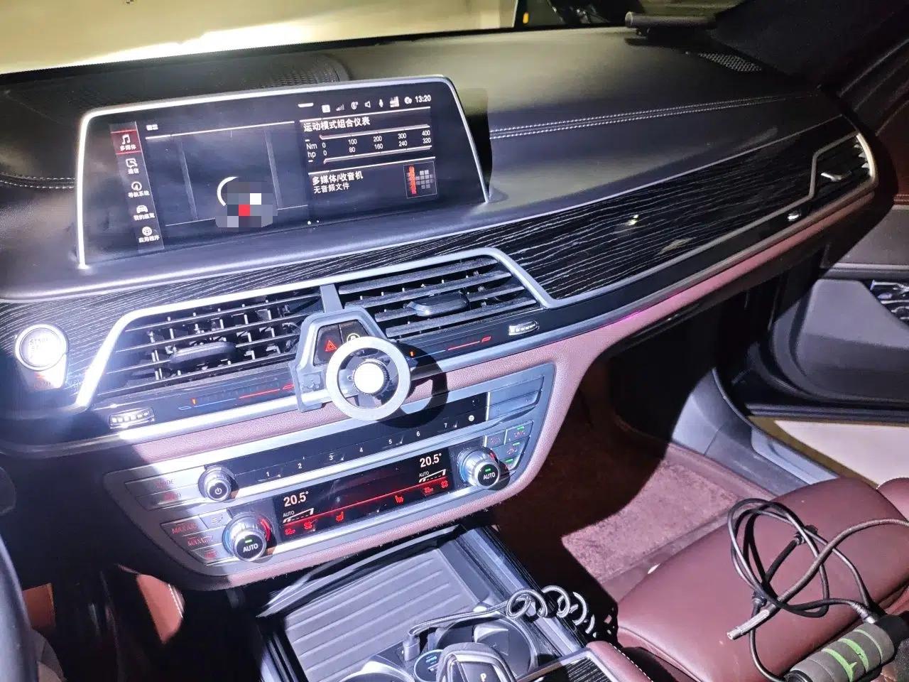 BMW 7 Series 2019 Restyled 730Li M Sport Package — миниатюра 14