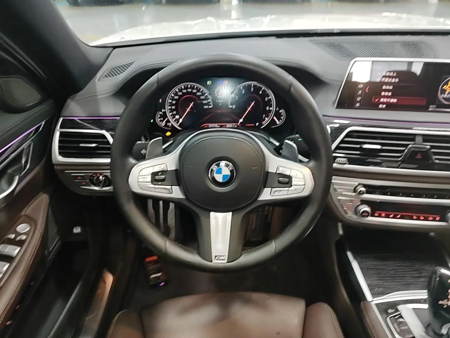 BMW 7 Series 2018 730Li Leading Model M Sport Package — миниатюра 14