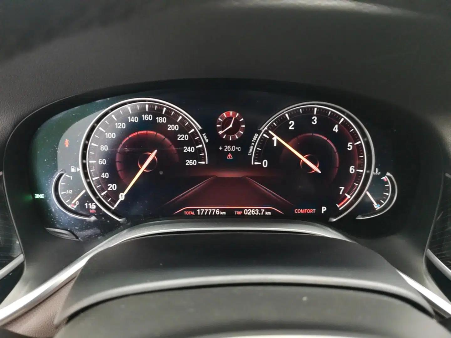 BMW 7 Series 2018 730Li Leading Model M Sport Package — миниатюра 15