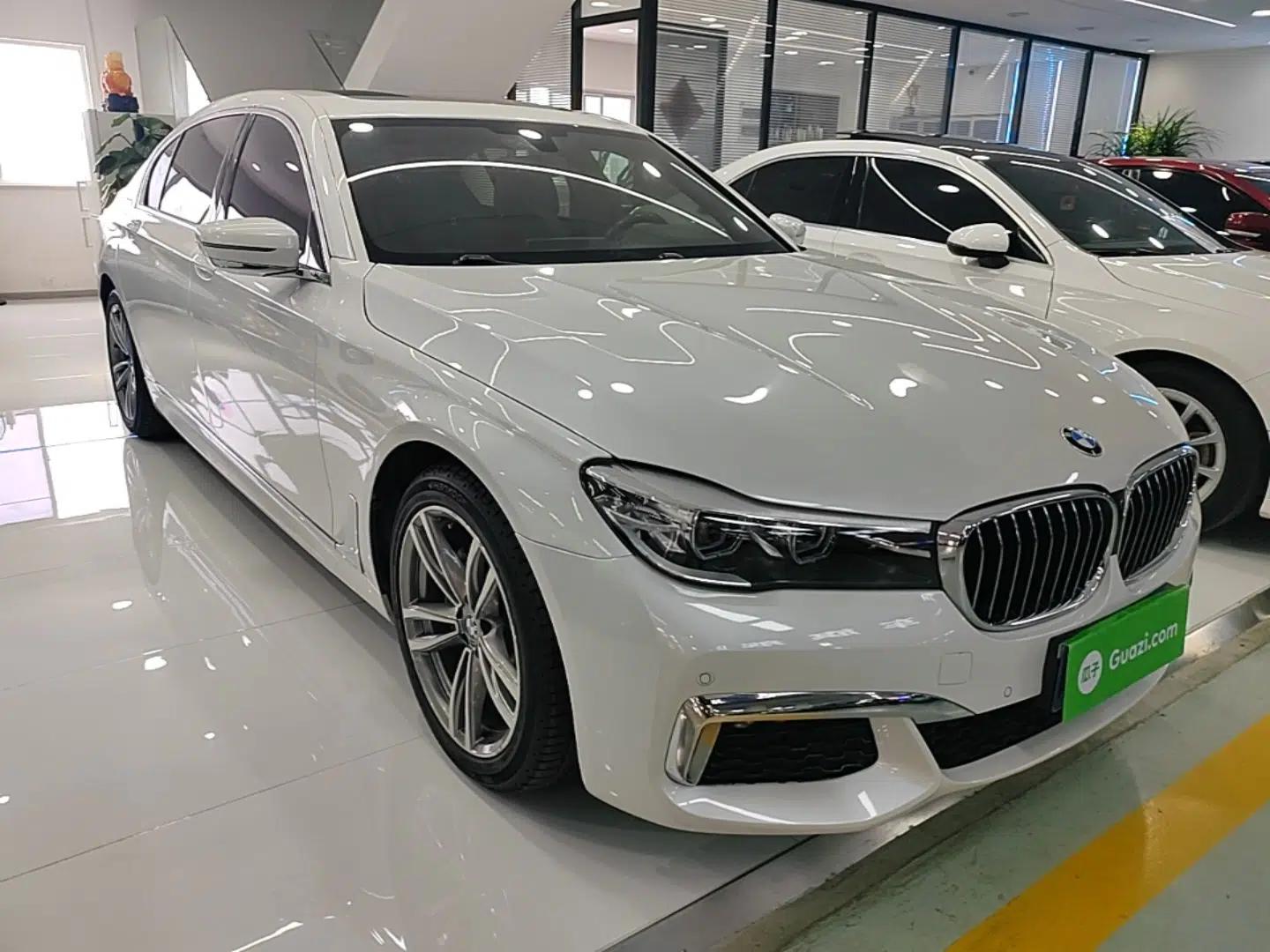 BMW 7 Series 2018 730Li Leading Model M Sport Package — миниатюра 3