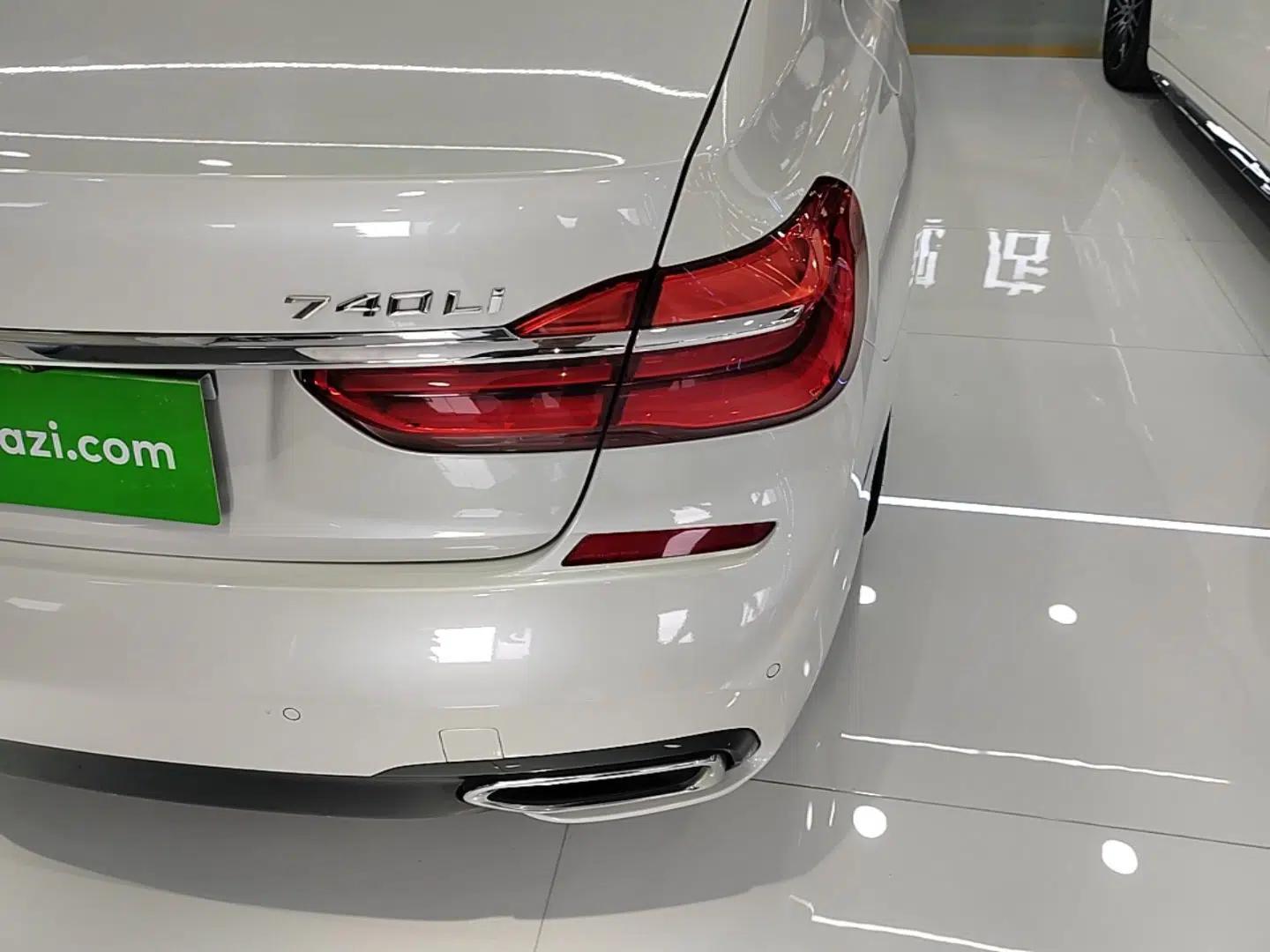 BMW 7 Series 2018 730Li Leading Model M Sport Package — миниатюра 7