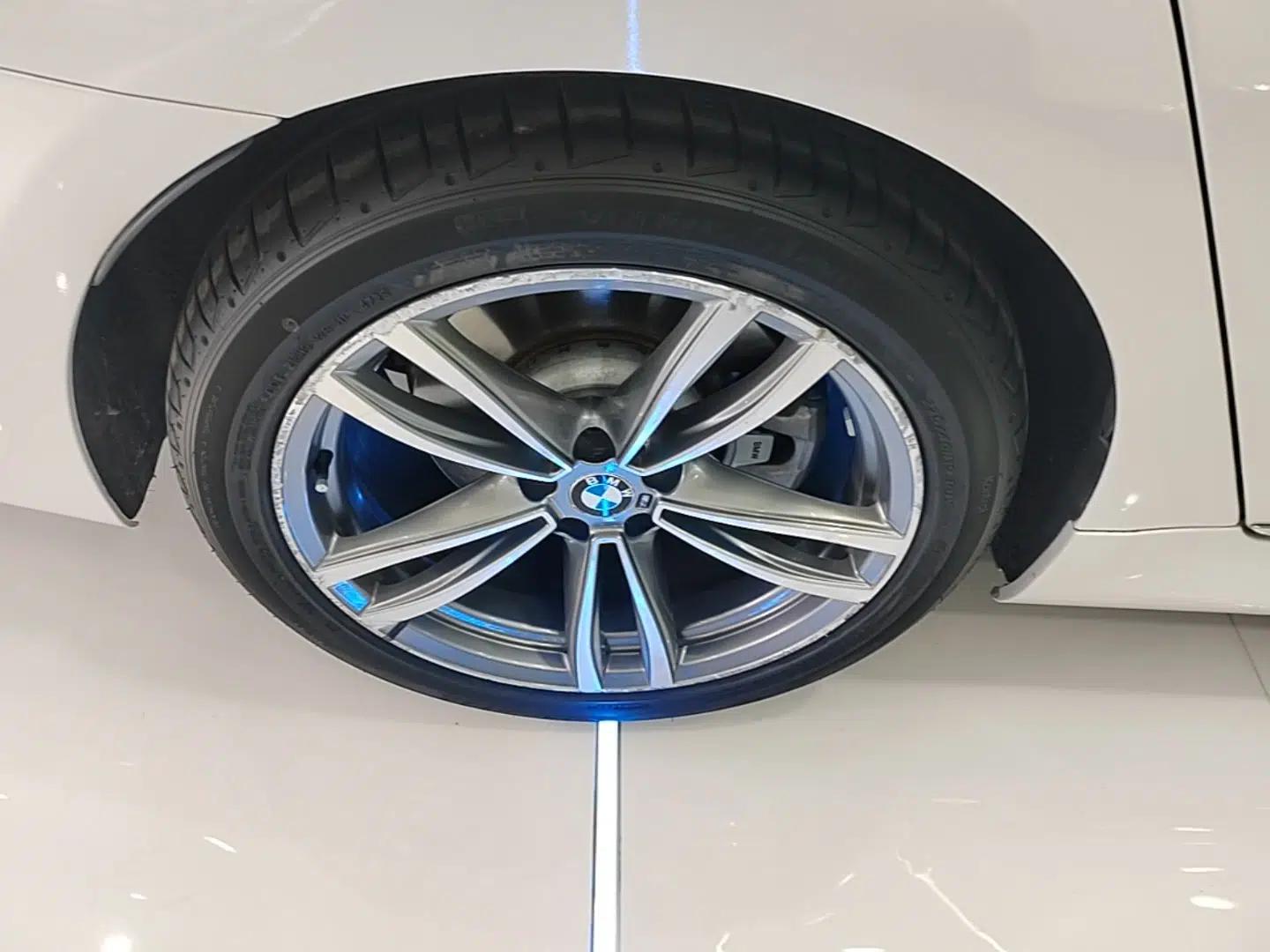 BMW 7 Series 2018 730Li Leading Model M Sport Package — миниатюра 10