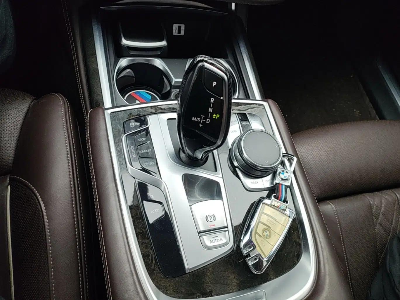 BMW 7 Series 2016 740Li Luxury Edition — миниатюра 16
