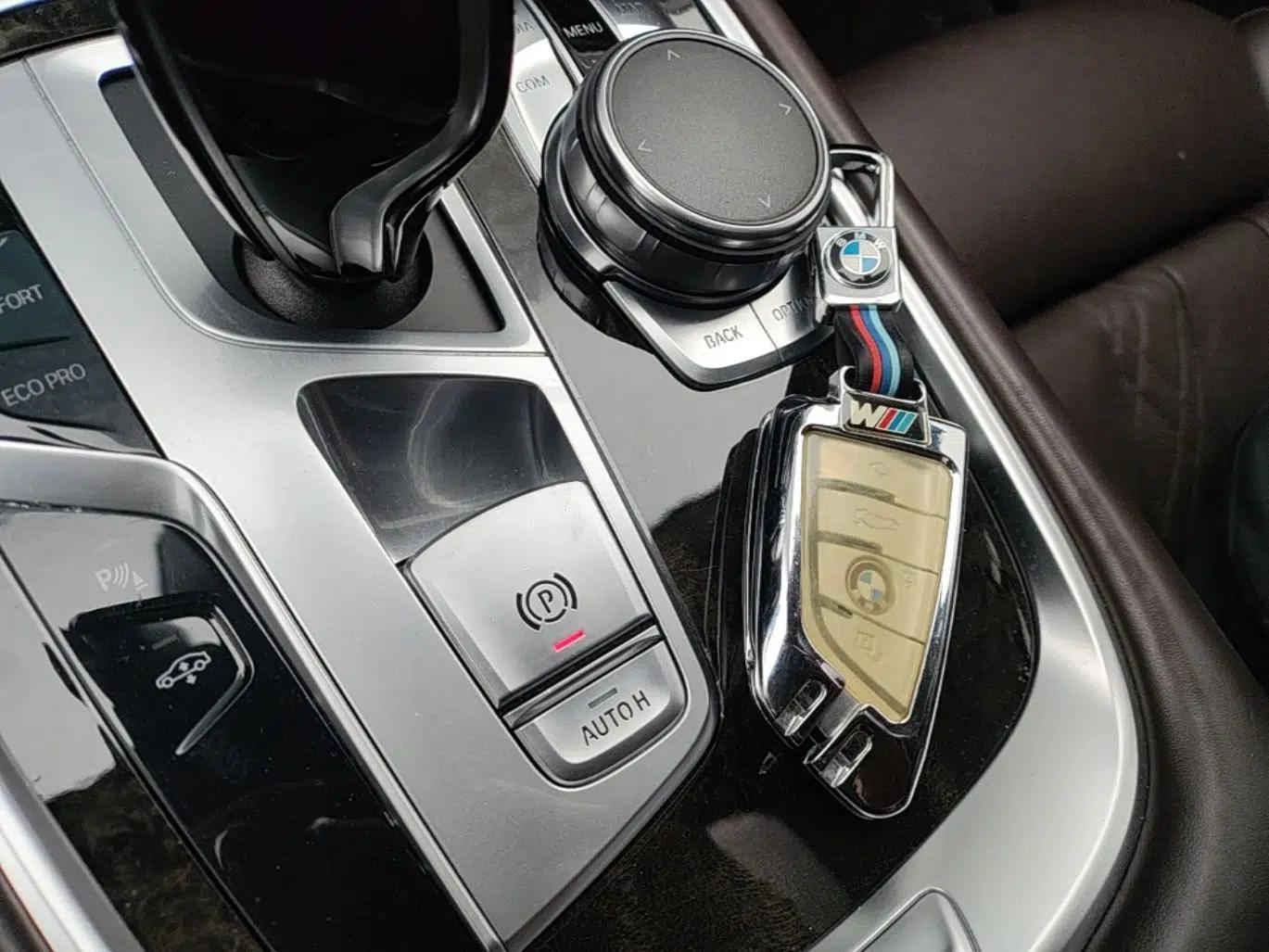 BMW 7 Series 2016 740Li Luxury Edition — миниатюра 22
