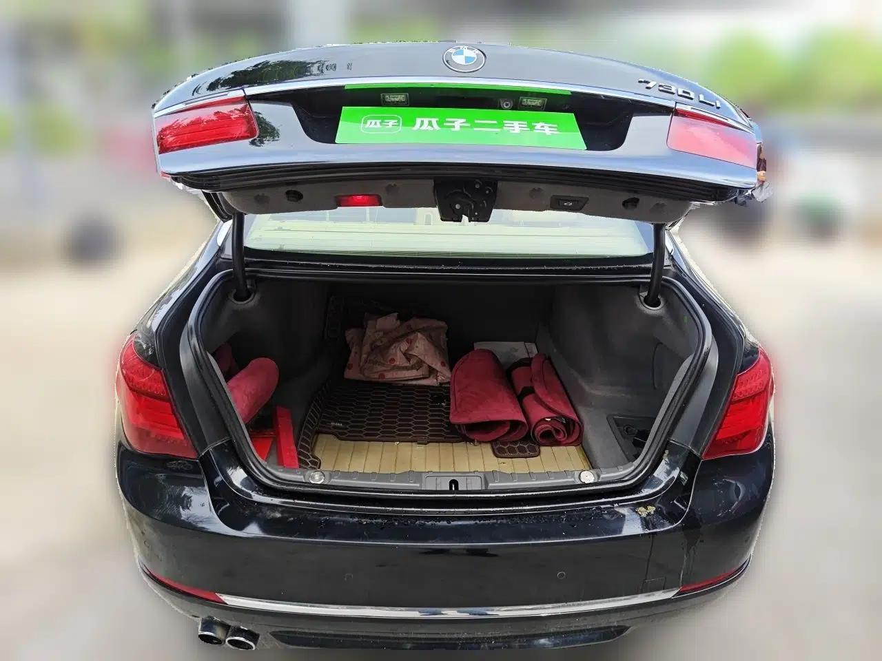 BMW 7 Series 2013 730Li Leading Model — миниатюра 20