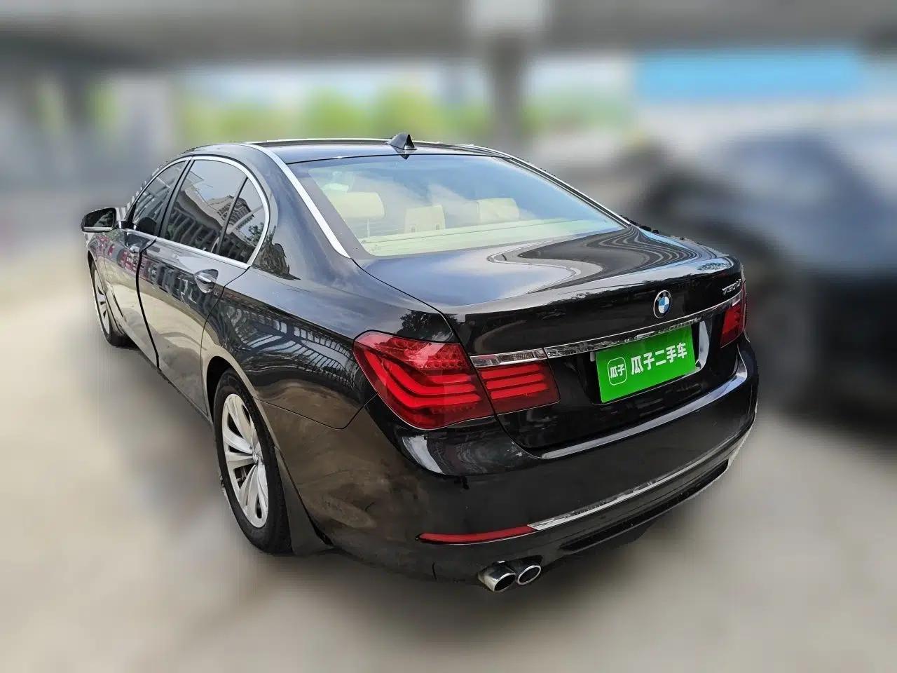 BMW 7 Series 2013 730Li Leading Model — миниатюра 4