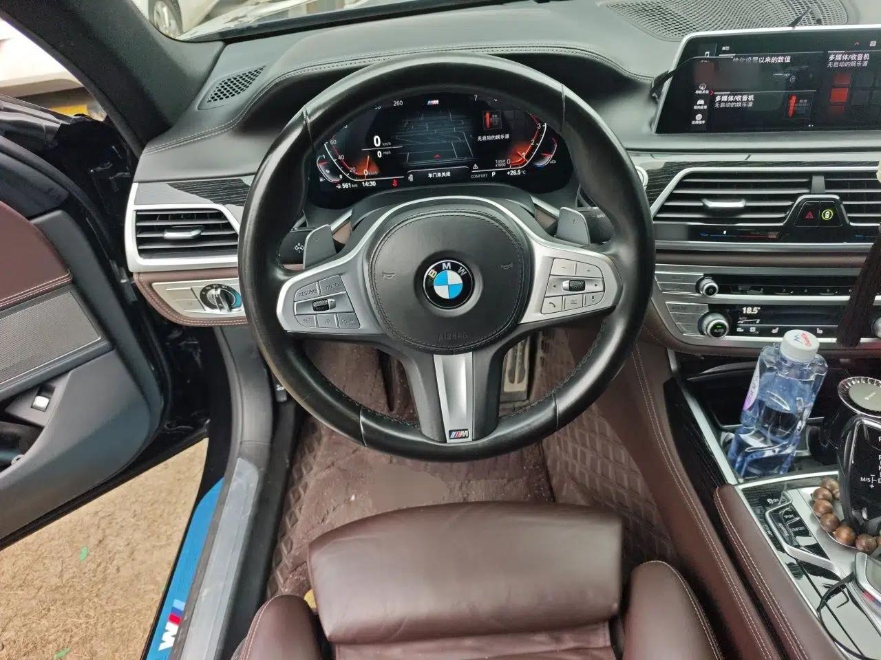 BMW 7 Series 2021 740Li Leading Model M Sport Package — миниатюра 11