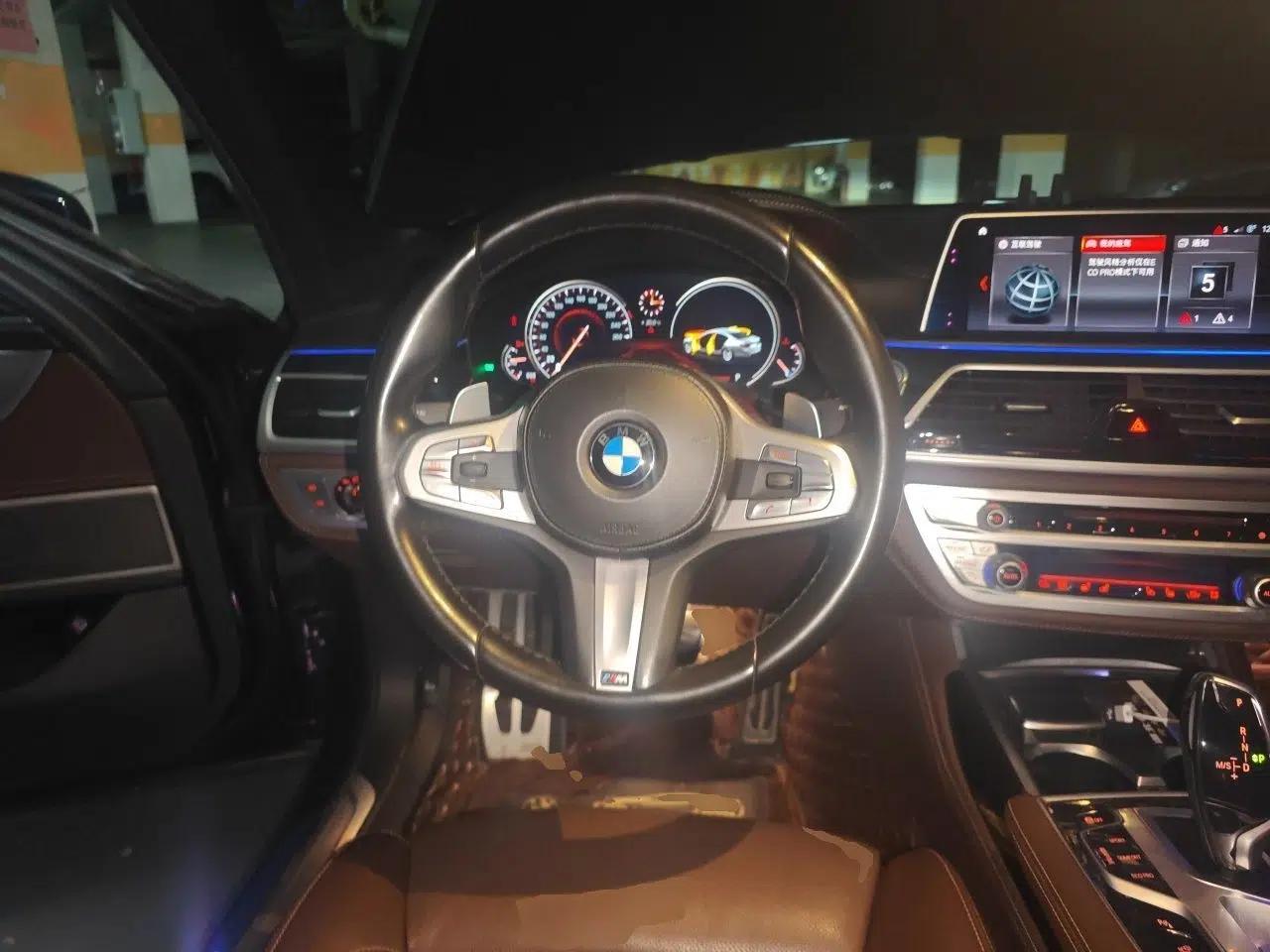 BMW 7 Series 2018 730Li Luxury Edition M Sport Package — миниатюра 11