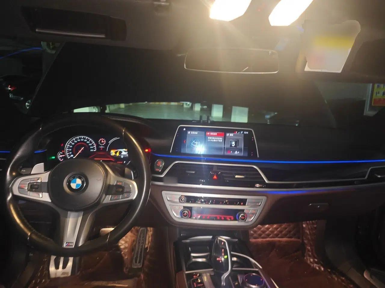 BMW 7 Series 2018 730Li Luxury Edition M Sport Package — миниатюра 10