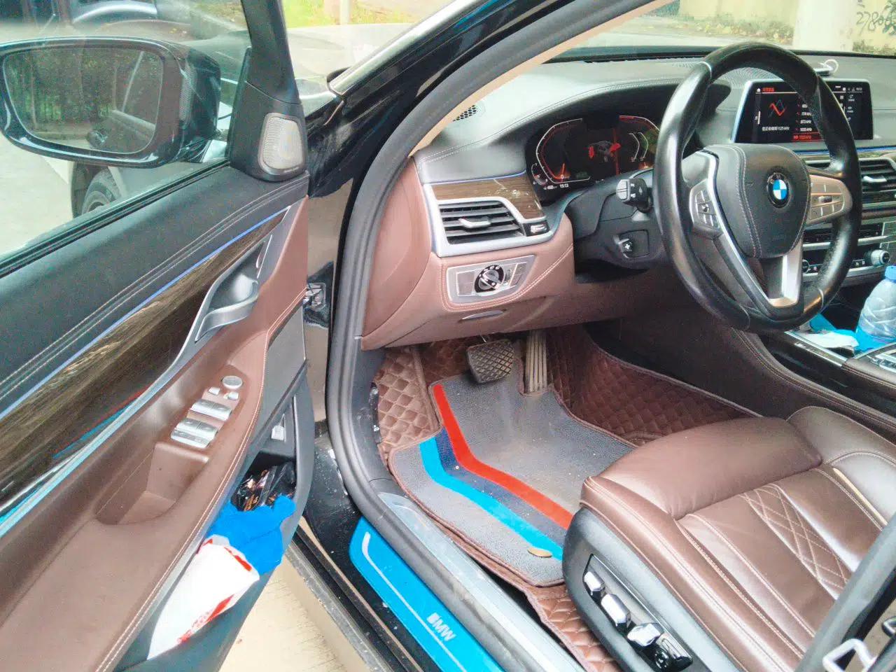 BMW 7 Series 2019 730Li Luxury Package — миниатюра 17