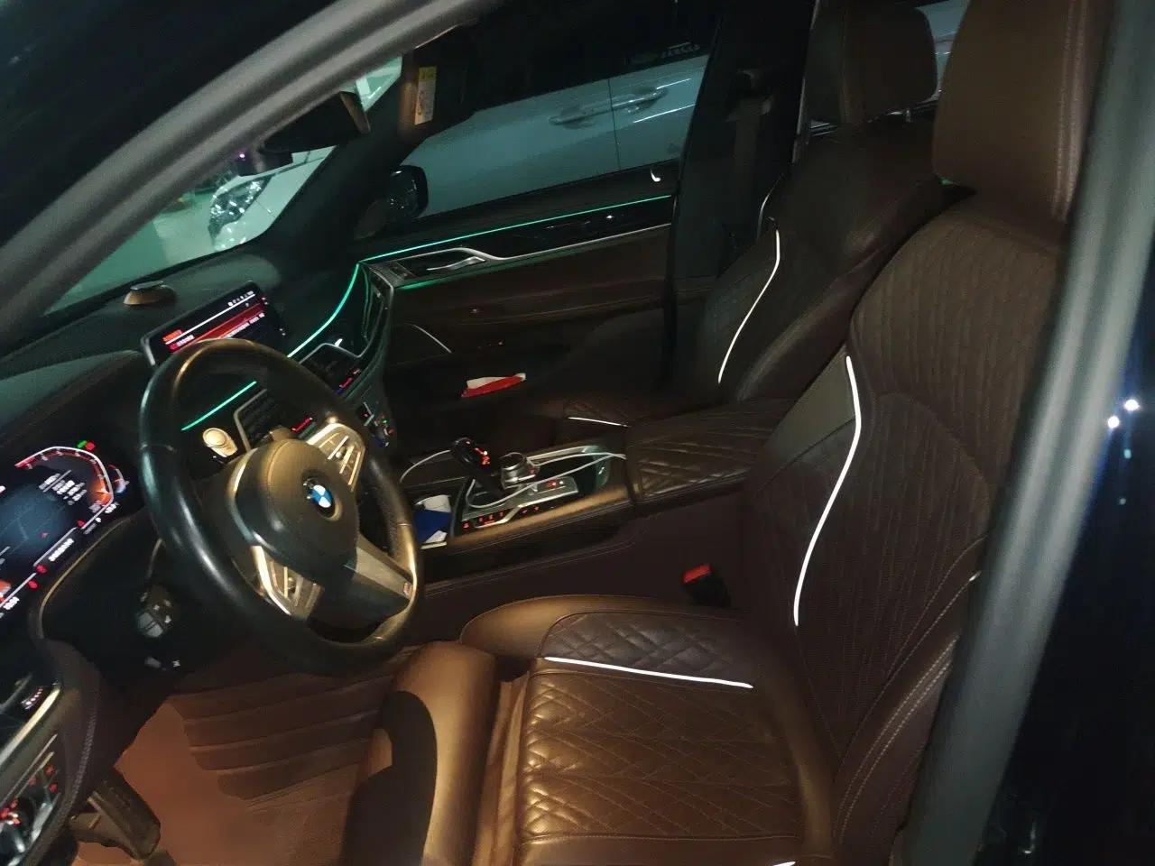 BMW 7 Series 2019 740Li Leading Model M Sport Package — миниатюра 16