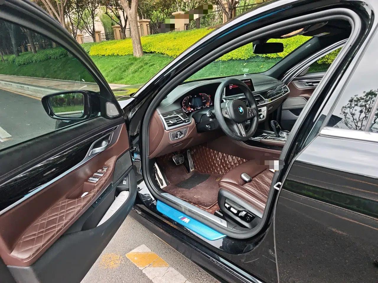 BMW 7 Series 2021 740Li Leading Model M Sport Package — миниатюра 17