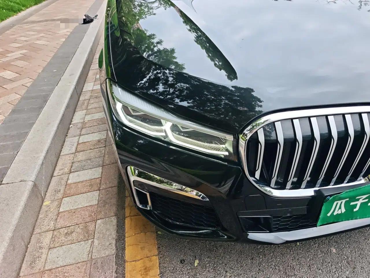 BMW 7 Series 2021 740Li Leading Model M Sport Package — миниатюра 7