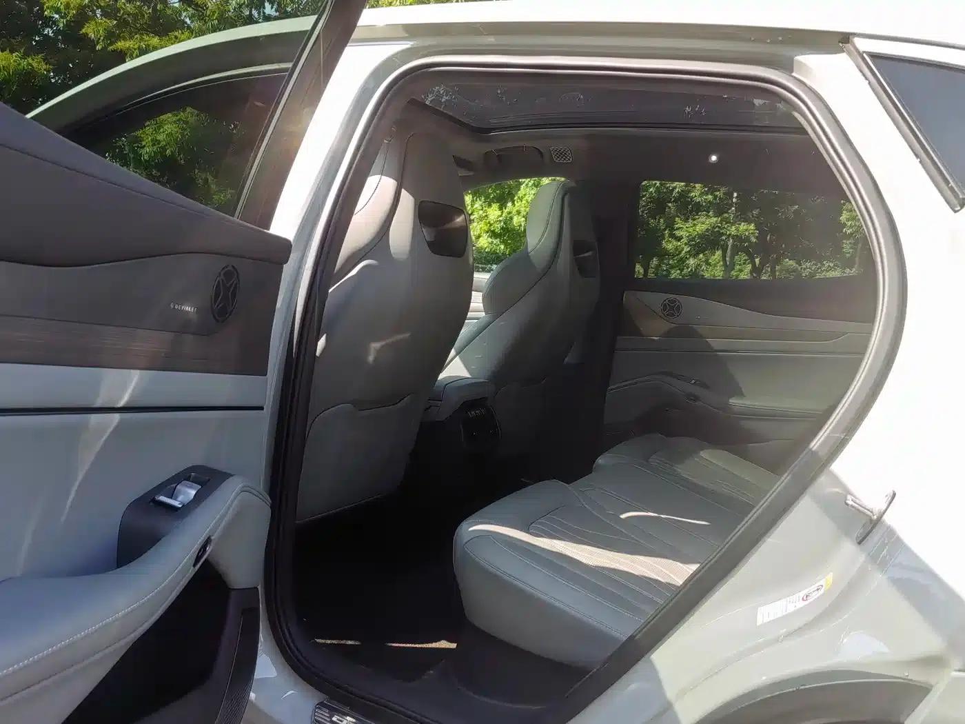 Denza N7 2024 630 AWD Intelligent Driving Ultra Edition — миниатюра 11