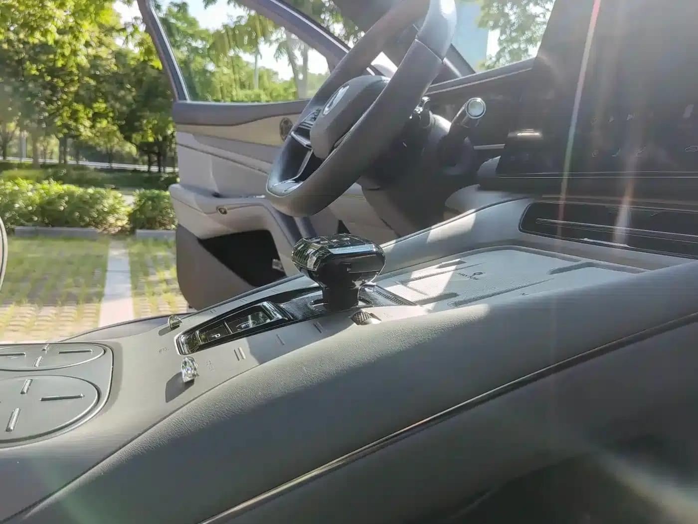 Denza N7 2024 630 AWD Intelligent Driving Ultra Edition — миниатюра 15