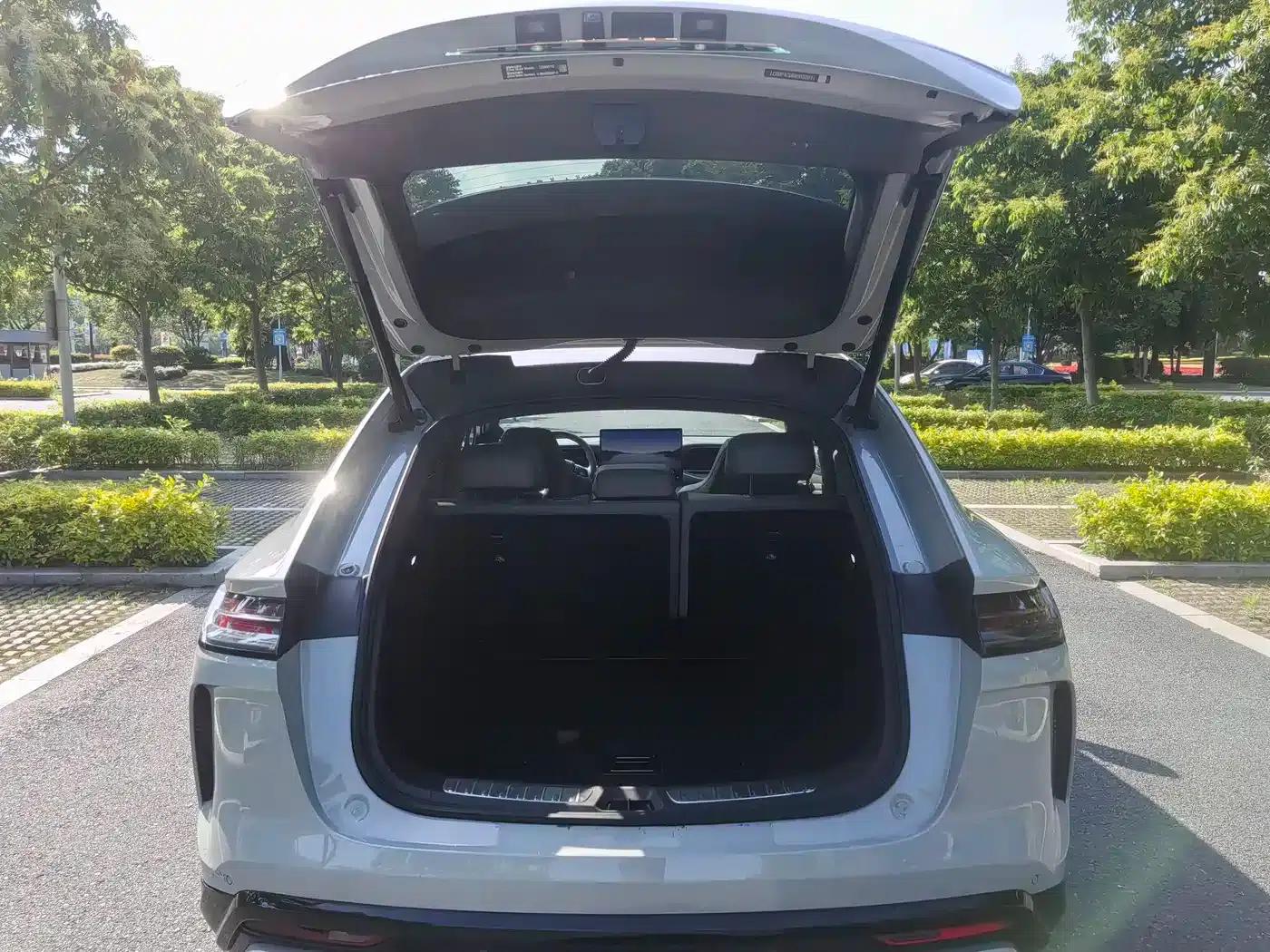 Denza N7 2024 630 AWD Intelligent Driving Ultra Edition — миниатюра 19