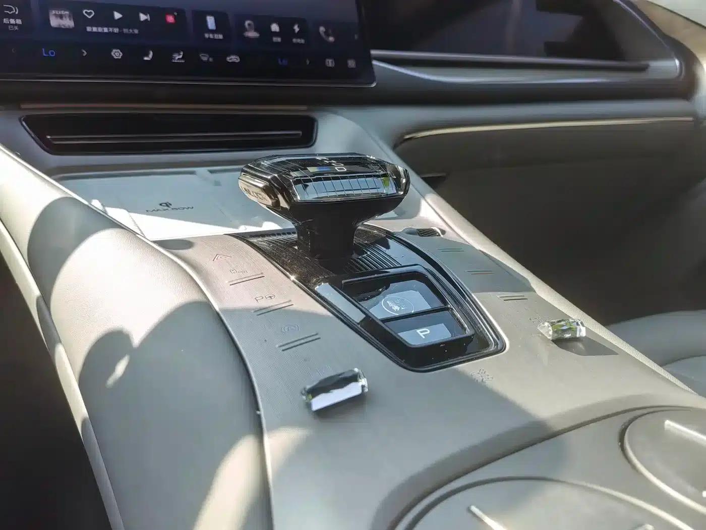 Denza N7 2024 630 AWD Intelligent Driving Ultra Edition — миниатюра 24