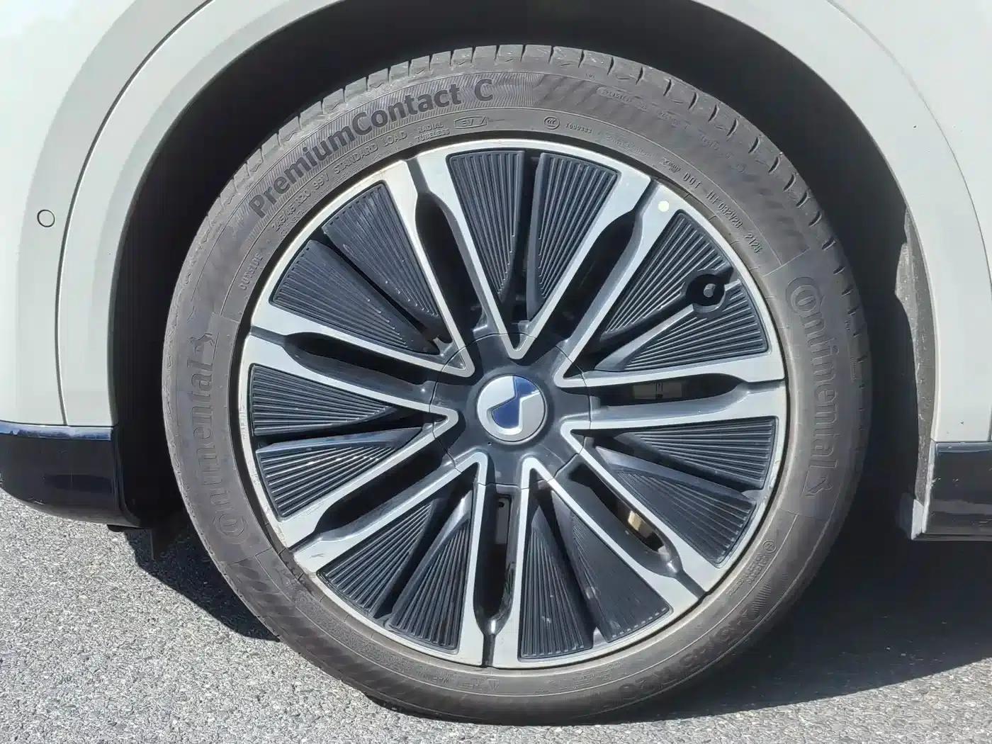 Denza N7 2024 630 AWD Intelligent Driving Ultra Edition — миниатюра 8