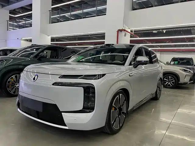 Denza N8L 2025 Flagship Edition