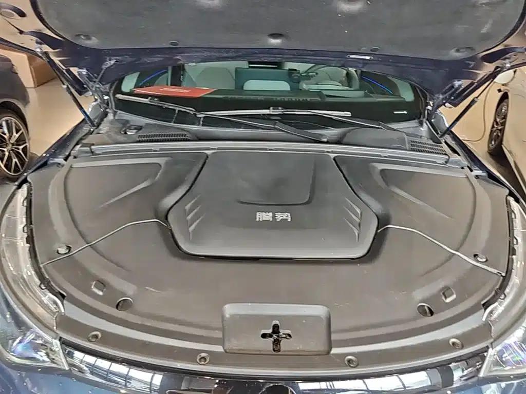 Denza N8 2023 All-Wheel Drive Super Hybrid Flagship Six-Seater Edition — миниатюра 20