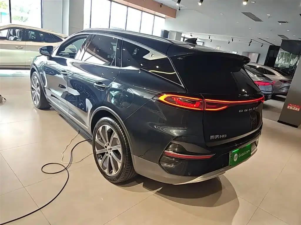 Denza N8 2023 All-Wheel Drive Super Hybrid Flagship Six-Seater Edition — миниатюра 5