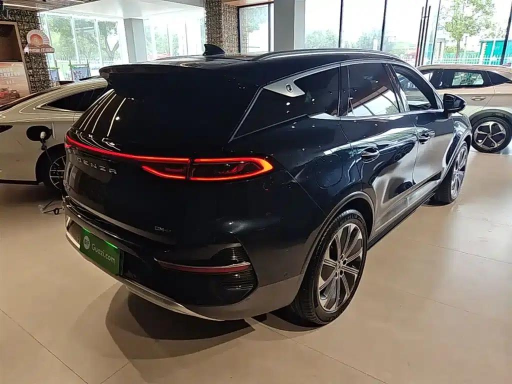 Denza N8 2023 All-Wheel Drive Super Hybrid Flagship Six-Seater Edition — миниатюра 7