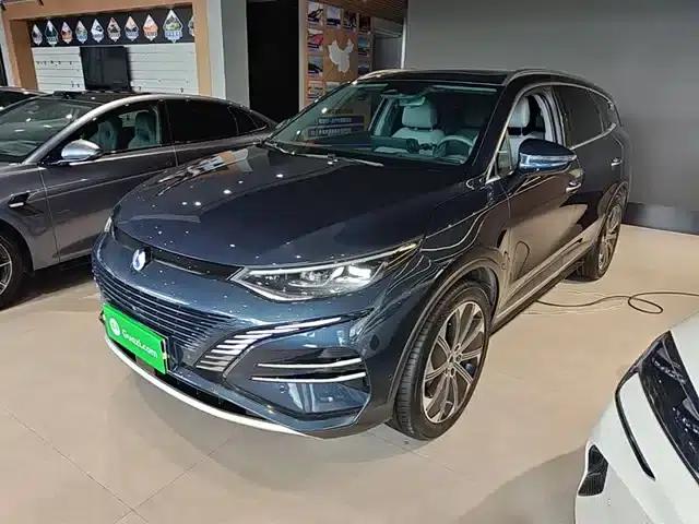 Denza N8 2023 All-Wheel Drive Super Hybrid Flagship Six-Seater Edition