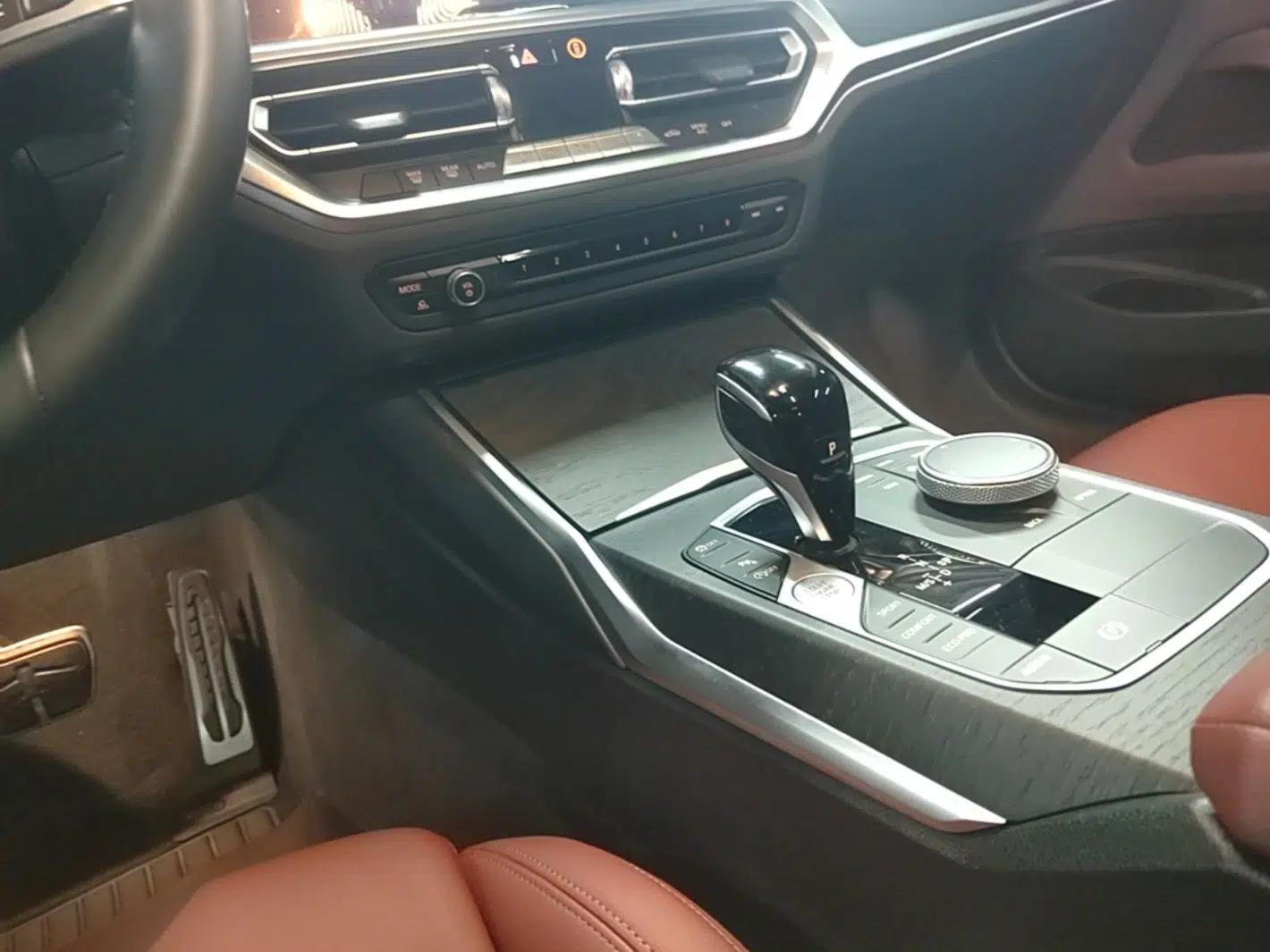 BMW 4 Series 2022 425i M Sport Package — миниатюра 17