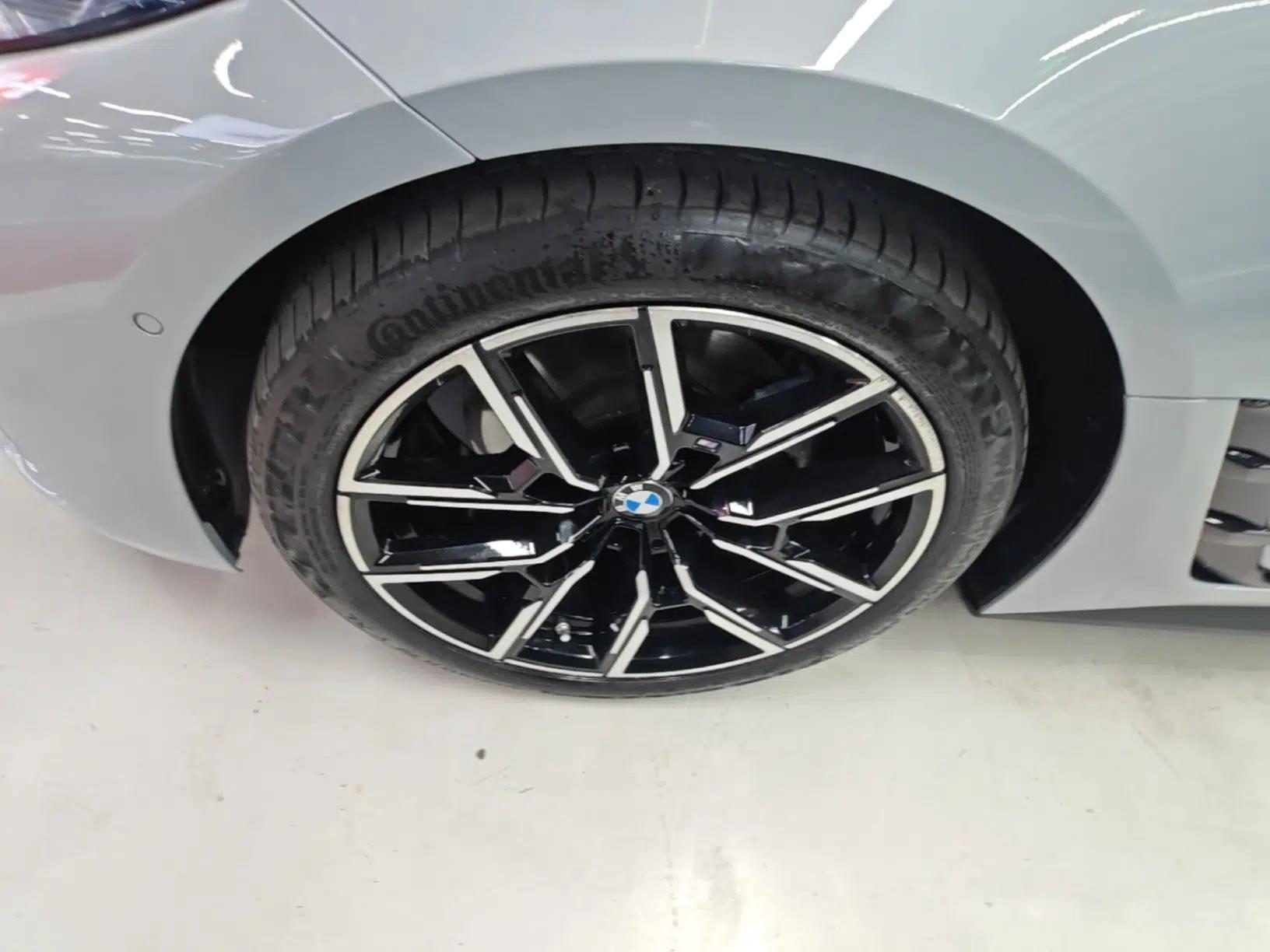 BMW 4 Series 2023 425i Gran Coupe M Sport Night Edition Package — миниатюра 8