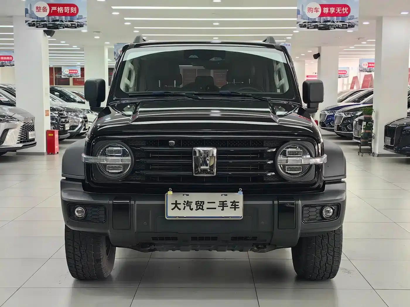Tank 300 2021 Off-Road Edition 2.0T Challenger — миниатюра 2