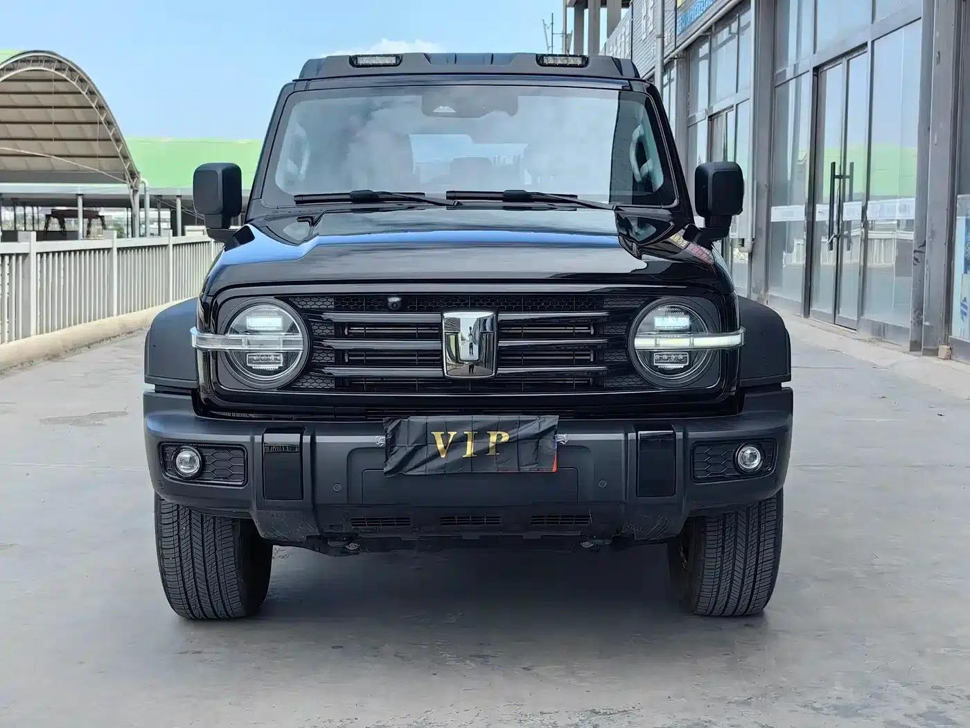 Tank 300 2025 Model 2.0T Gasoline Conqueror — миниатюра 2