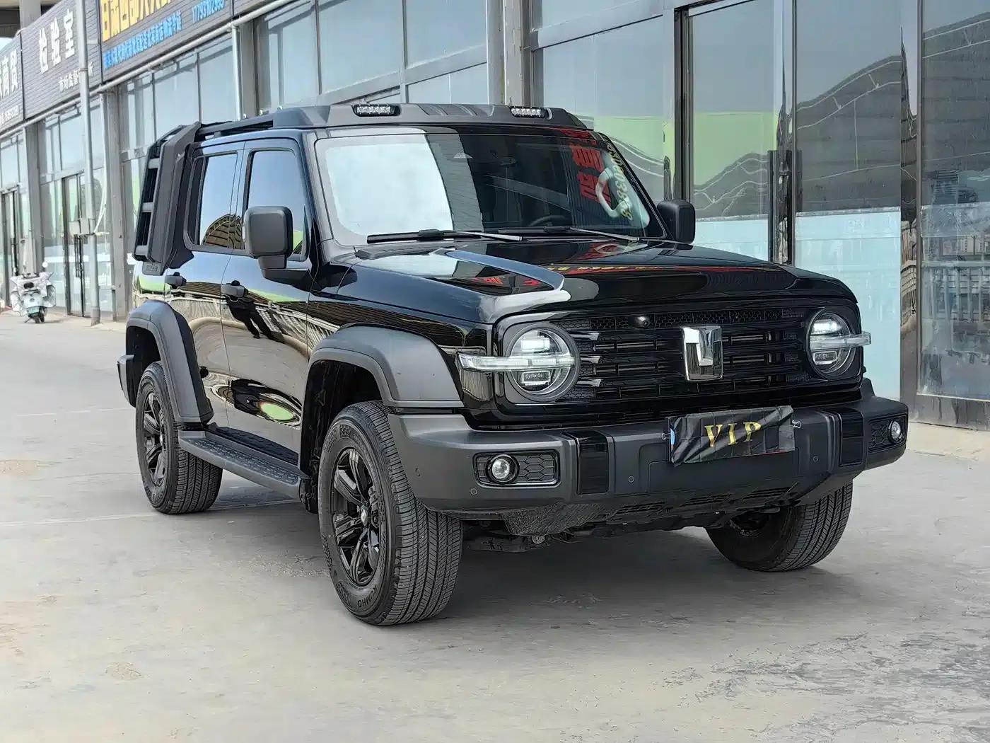 Tank 300 2025 Model 2.0T Gasoline Conqueror — миниатюра 3
