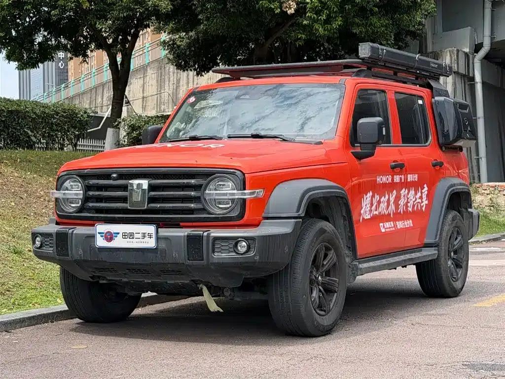 Tank 300 2025 Model 2.0T Gasoline Conqueror — миниатюра 1