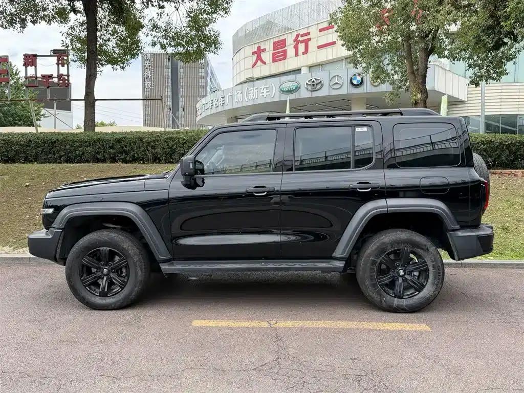 Tank 300 2025 Model 2.0T Gasoline Challenger — миниатюра 3