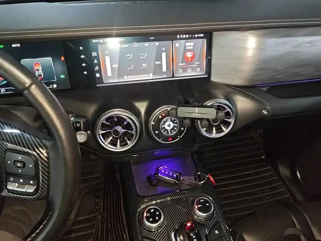 Tank 300 2021 Off-Road Edition 2.0T Conqueror — миниатюра 13