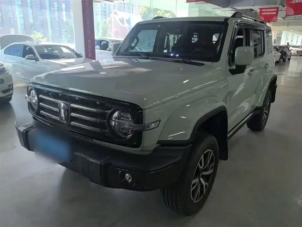 The 2023 Tank 300 City Edition 2.0T is very stylish. — миниатюра 2
