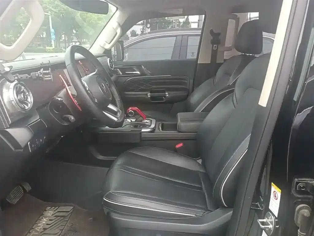 The 2021 Tank 300 City Edition 2.0T is very stylish. — миниатюра 15