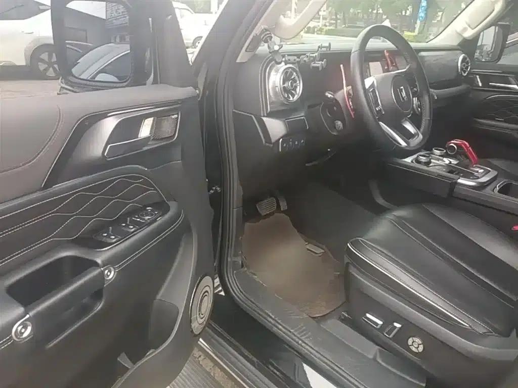 The 2021 Tank 300 City Edition 2.0T is very stylish. — миниатюра 16