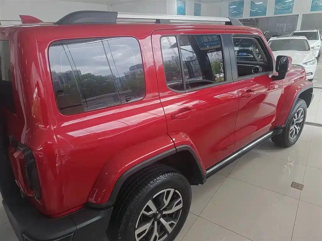 The 2023 Tank 300 City Edition 2.0T is very stylish. — миниатюра 8