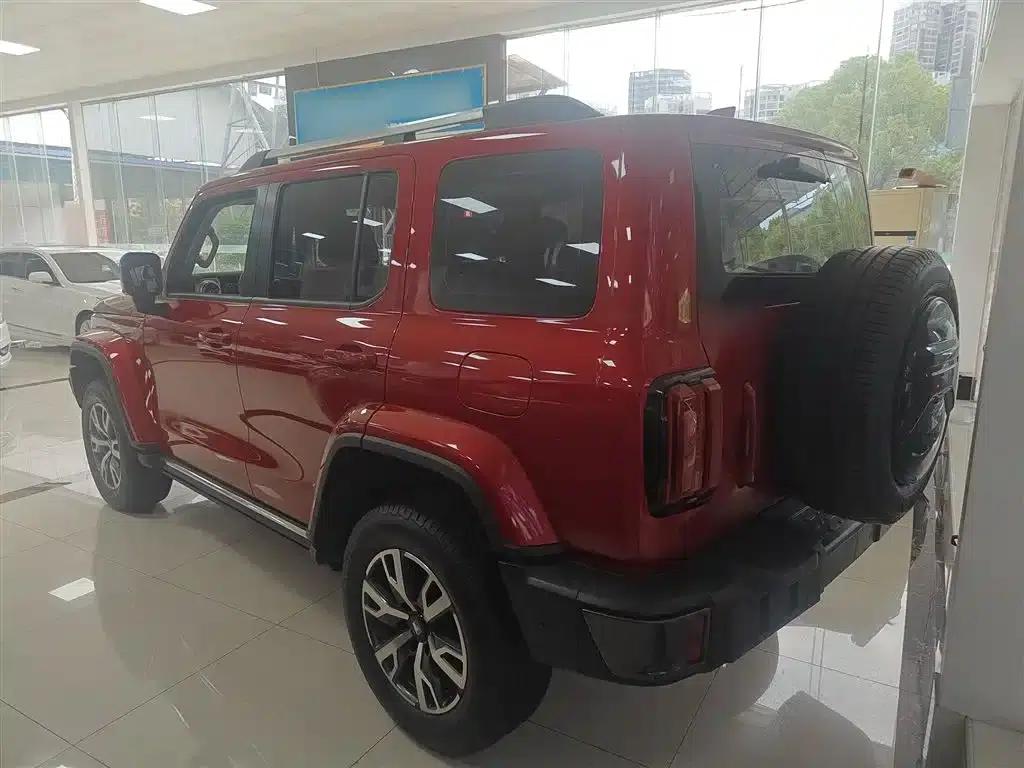 The 2023 Tank 300 City Edition 2.0T is very stylish. — миниатюра 10