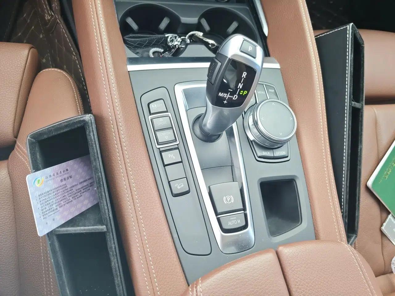 BMW X6 2017 xDrive28i — миниатюра 15
