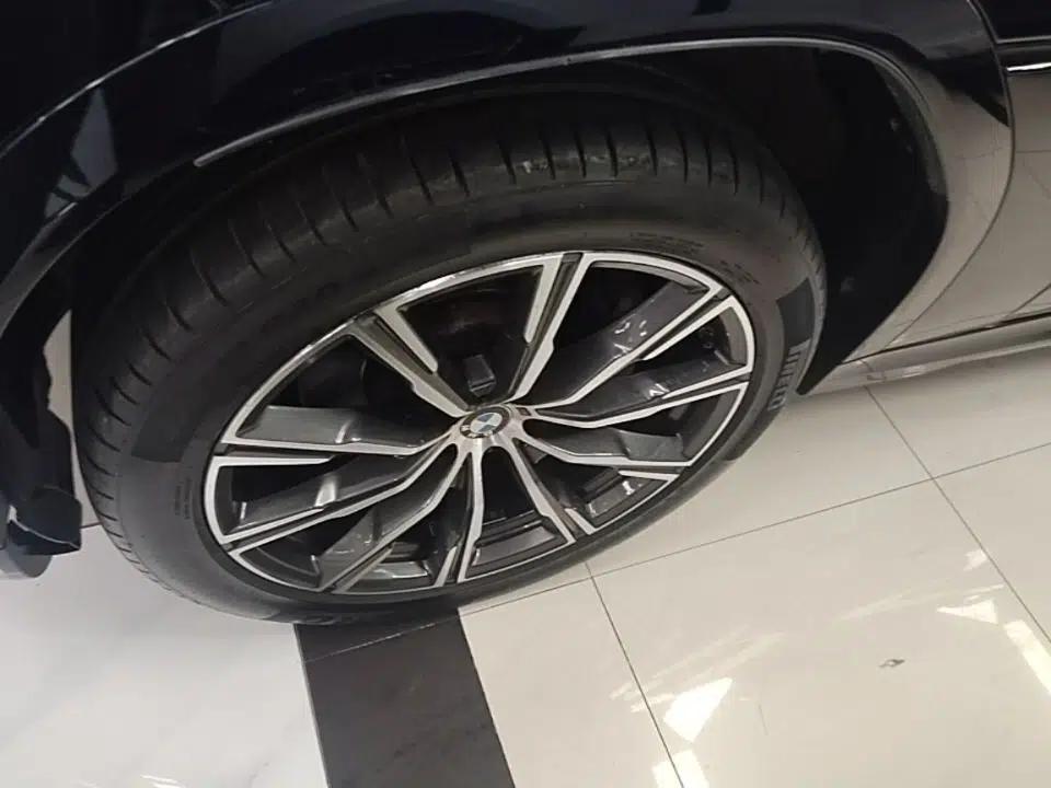 BMW X6 2021 xDrive30i M Sport Package — миниатюра 8