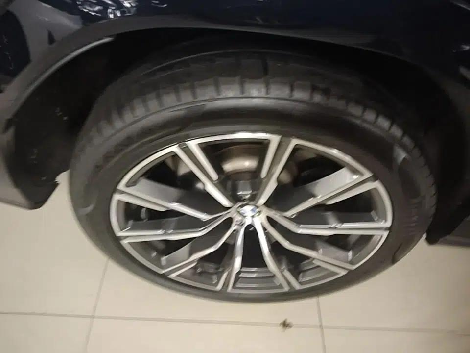 BMW X6 2021 xDrive30i M Sport Package — миниатюра 10