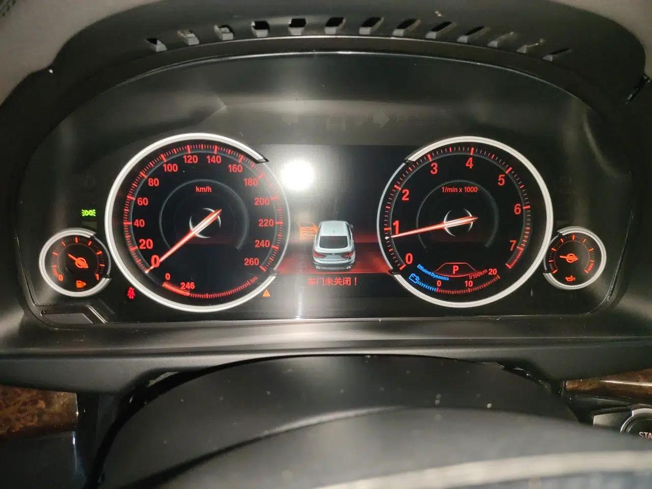 BMW X6 2018 xDrive28i — миниатюра 12