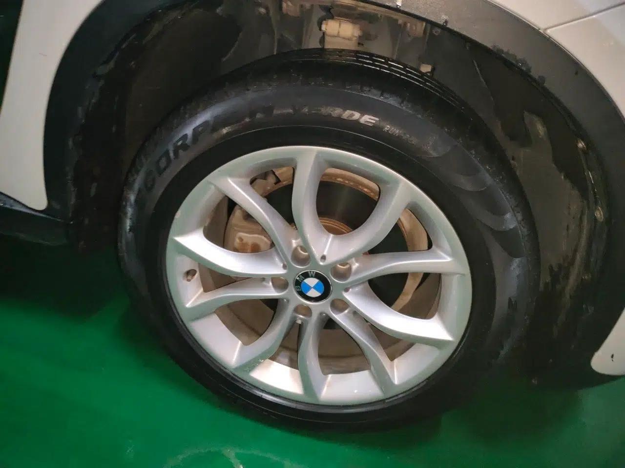 BMW X6 2018 xDrive28i — миниатюра 8
