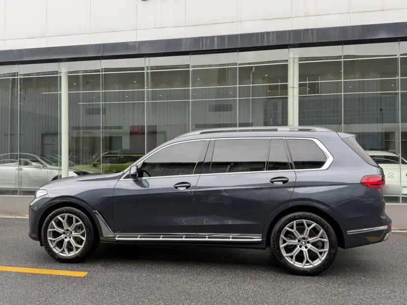 BMW X7 2020 xDrive40i Luxury Package with Leading Features — миниатюра 5