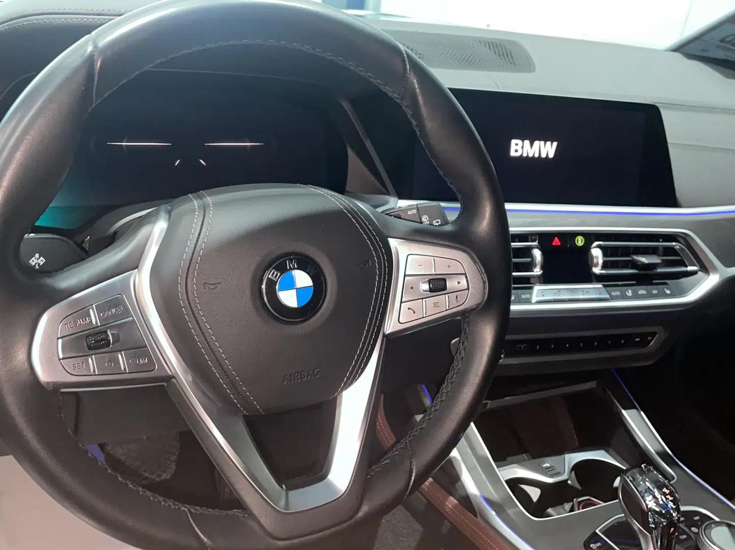 BMW X7 2020 xDrive40i Luxury Package with Leading Features — миниатюра 8
